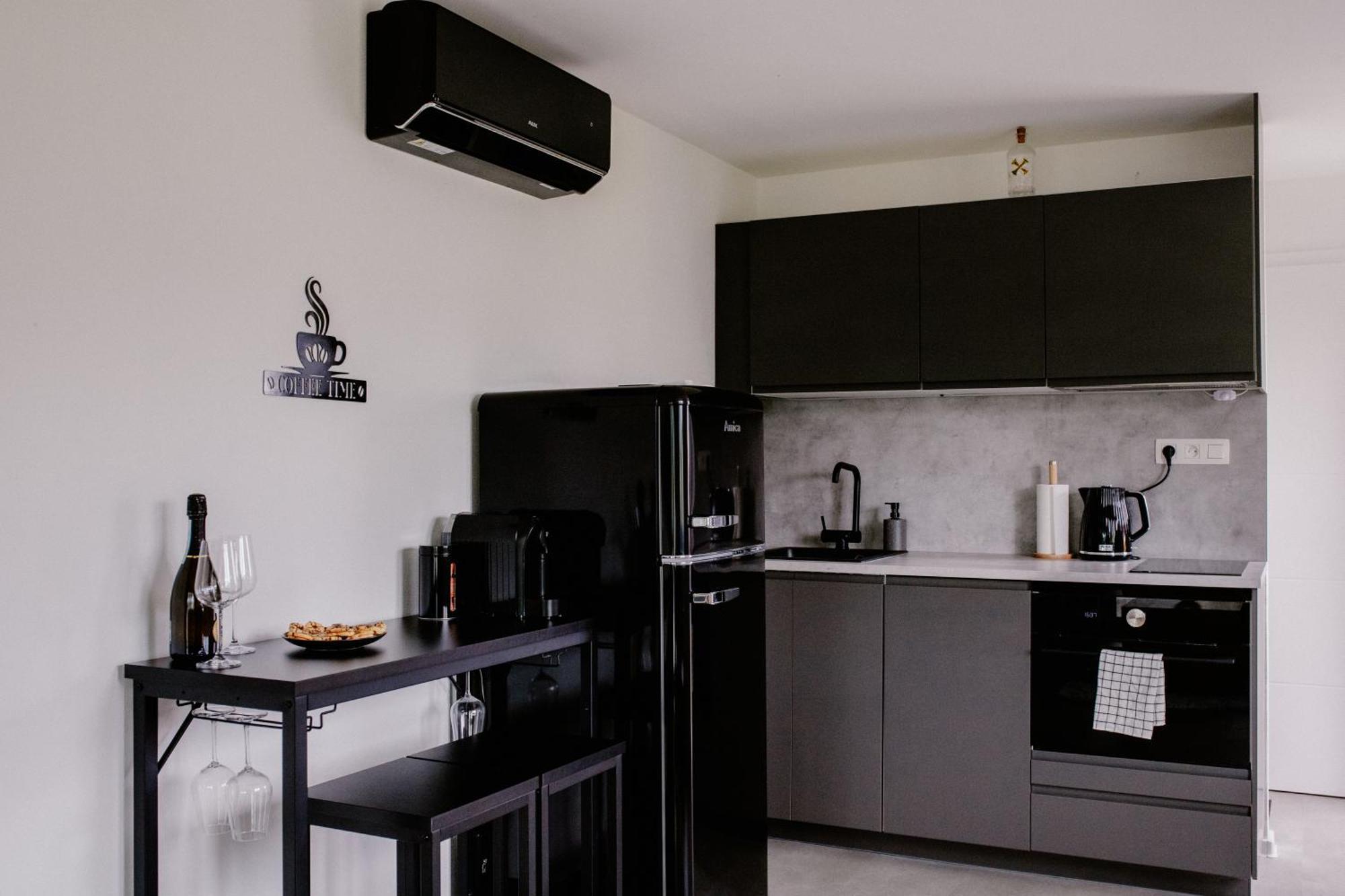 Apartment Fratello Šoporňa Εξωτερικό φωτογραφία